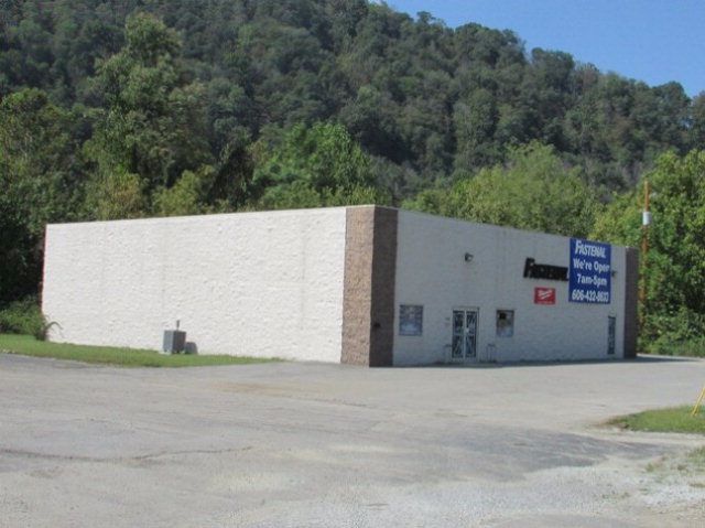 1296 S Mayo Trl, Pikeville, KY 41501